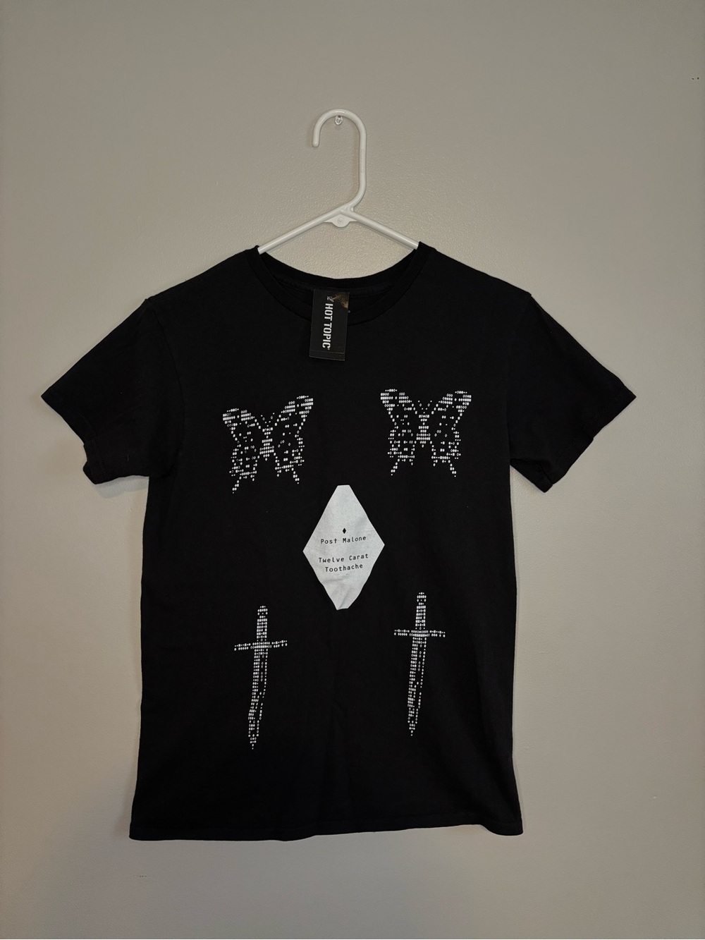 NWT Hot Topic Black Short-Sleeve Tee with White Butterfly & Dagger Graphics